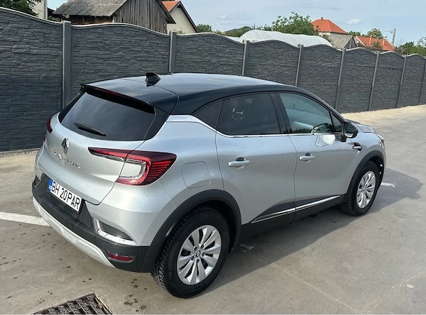 RENAULT Captur 2023 — imagine 2