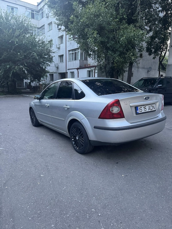 FORD Focus 2006 — imagine 5