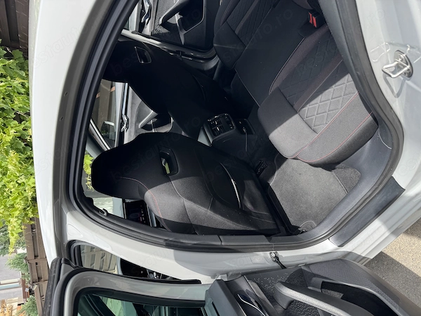 SKODA Octavia 2021 — imagine 3