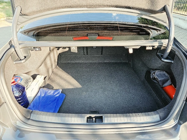 VOLKSWAGEN Passat 2015 — imagine 4