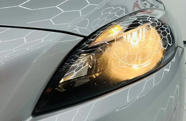 VOLVO V40 2018 — imagine 9