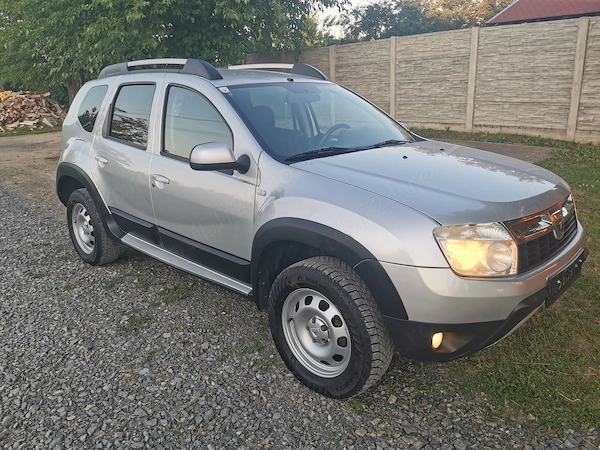 DACIA Duster 2010 — imagine 4