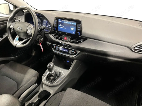 HYUNDAI i30 2021 — imagine 8