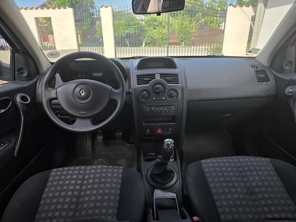 RENAULT Megane 2009 — imagine 9