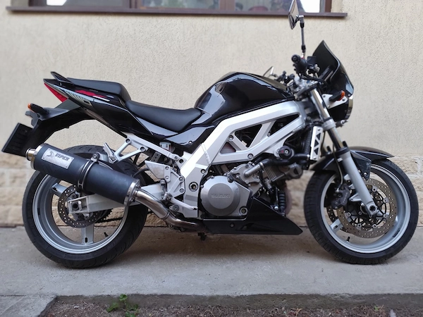 Vand motocicleta Suzuki SV 1000