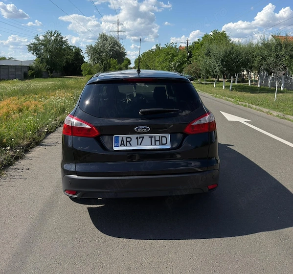 FORD Focus 2014 — imagine 3