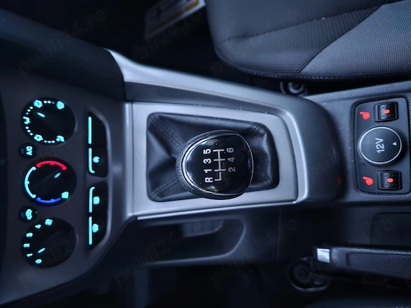 FORD Focus 2014 — imagine 10
