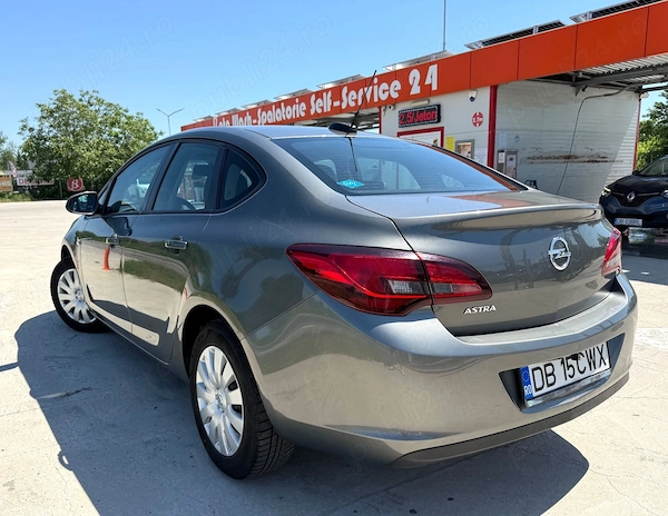 OPEL Astra 2018 — imagine 4