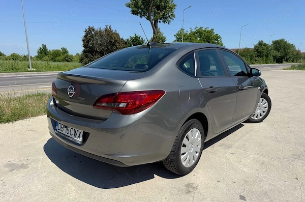OPEL Astra 2018 — imagine 5