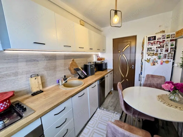 Apartament decomandat, cu 2 camere | Parcare cu CF | Zonă centrală Eroilor — fotografia 3