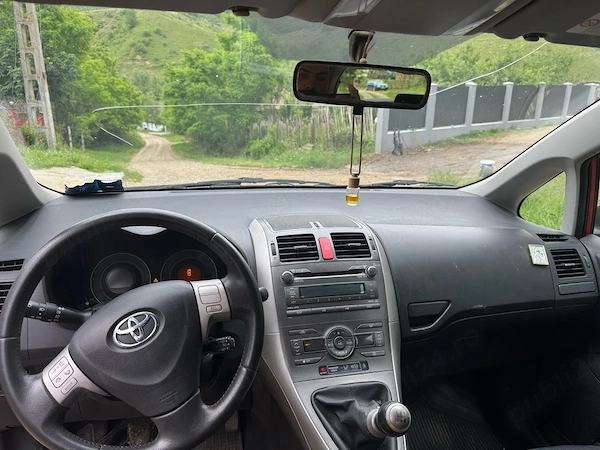 TOYOTA Auris 2008 — imagine 2