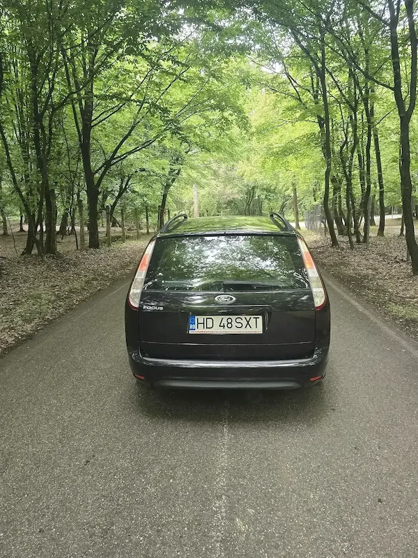 FORD Focus 2010 — imagine 4