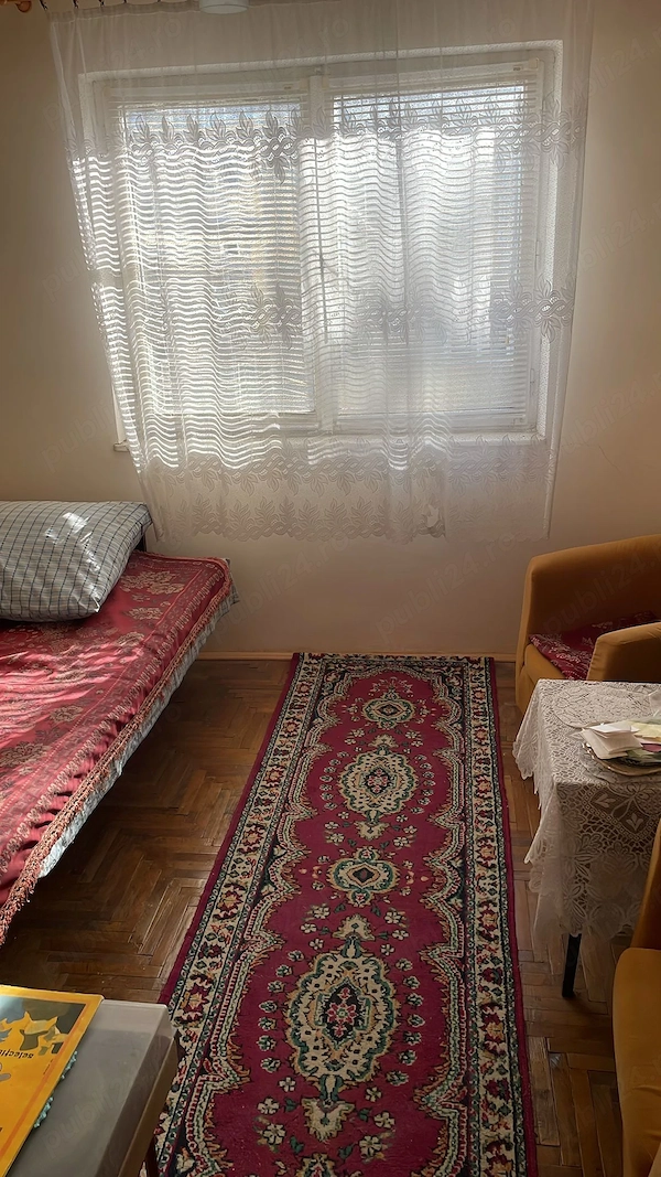 Vând garsonieră în Lugoj, zona Micro 1 — fotografia 2