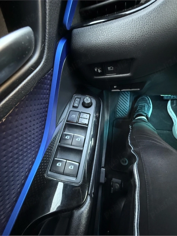 TOYOTA C-HR 2017 — imagine 9