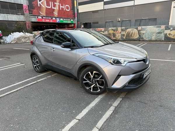 TOYOTA C-HR