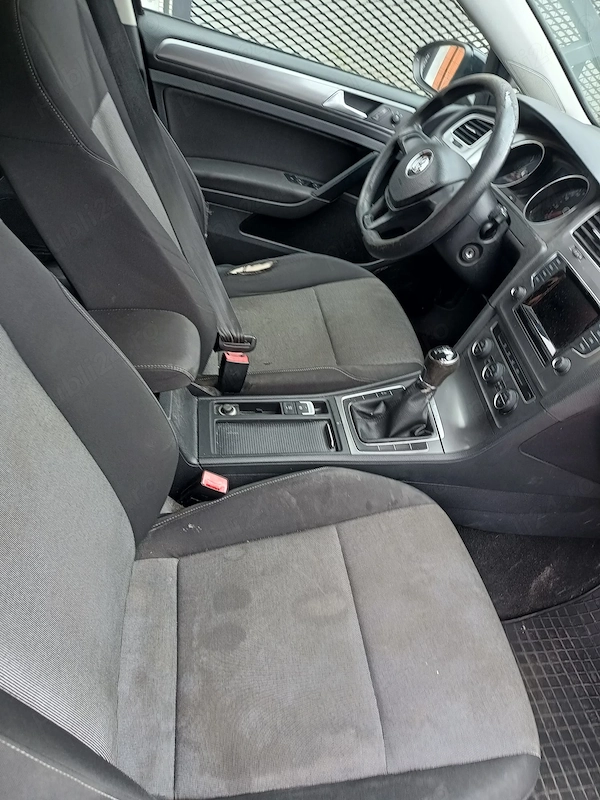 VOLKSWAGEN Golf 2013 — imagine 9