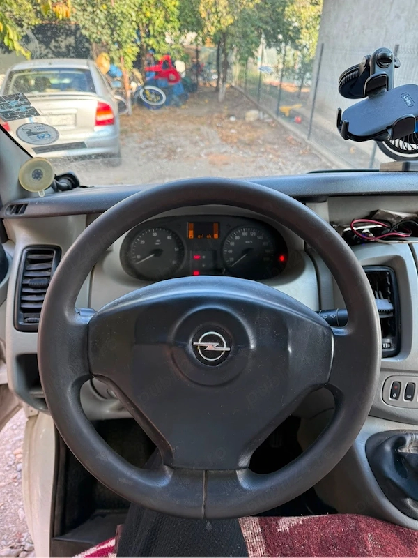 OPEL Vivaro