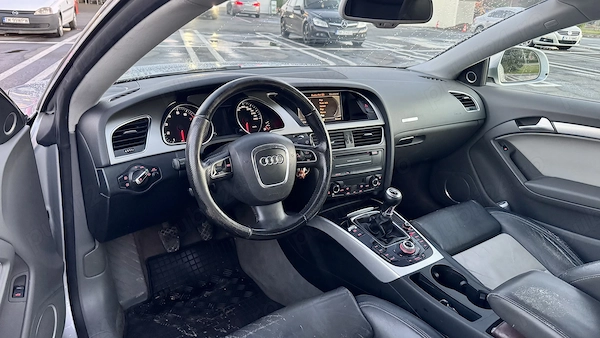 AUDI A5 2010 — imagine 5