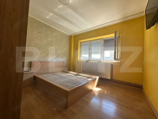 Apartament 2 camere, decomandat, etaj 3, cărămidă, între Piață și Kogălniceanu — fotografia 3