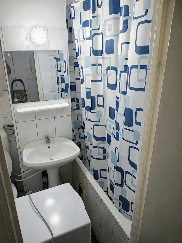 Închiriez apartament — fotografia 3