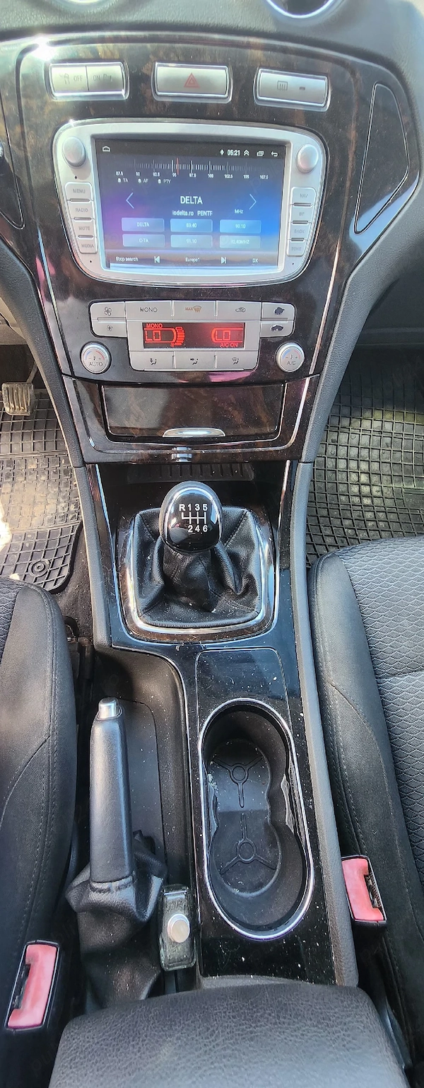FORD Mondeo 2009 — imagine 10