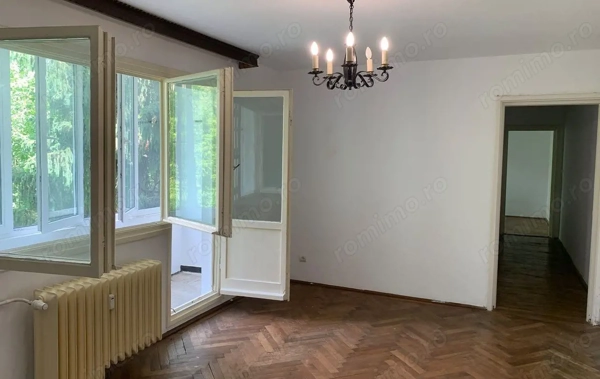 Apartament 3 camere, zona Parcul Aleea Niculitei — fotografia 1