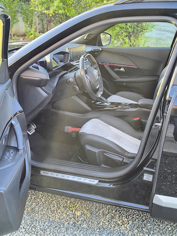 PEUGEOT 2008 2021 — imagine 5