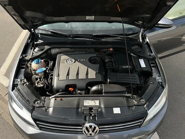 VOLKSWAGEN Jetta 2013 — imagine 5