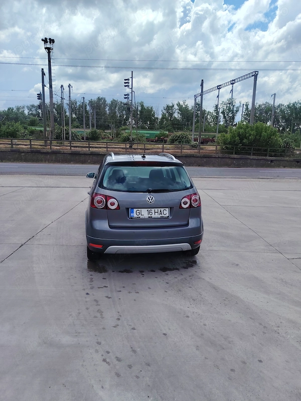 VOLKSWAGEN Golf 2011 — imagine 3