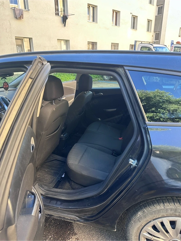 OPEL Astra 2012 — imagine 3