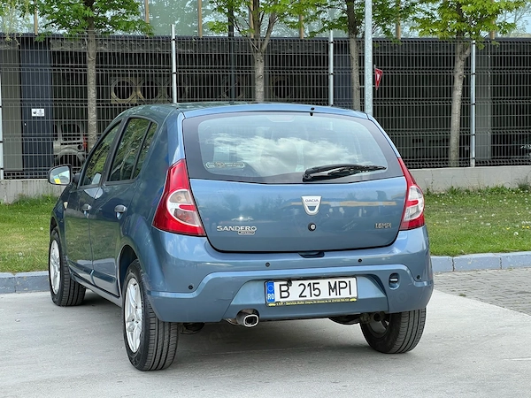 DACIA Sandero 2009