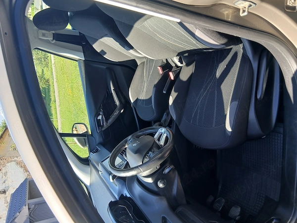 PEUGEOT 208 2013 — imagine 10