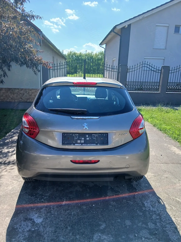 PEUGEOT 208 2013 — imagine 6