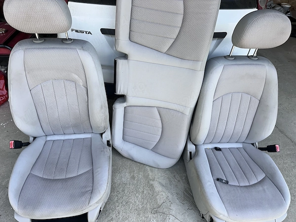 MERCEDES-BENZ E-Class 2003 — imagine 3