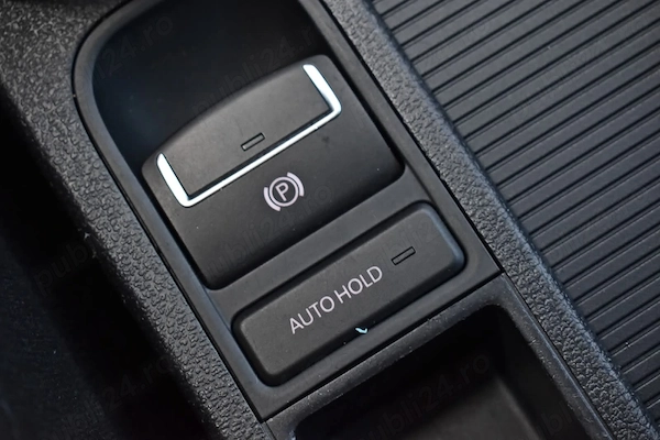 VOLKSWAGEN Tiguan 2012 — imagine 9