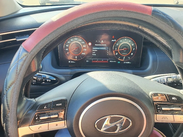 HYUNDAI Tucson 2021 — imagine 3