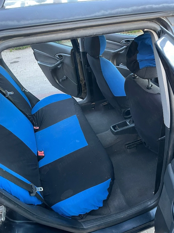 FORD Focus 2000 — imagine 5