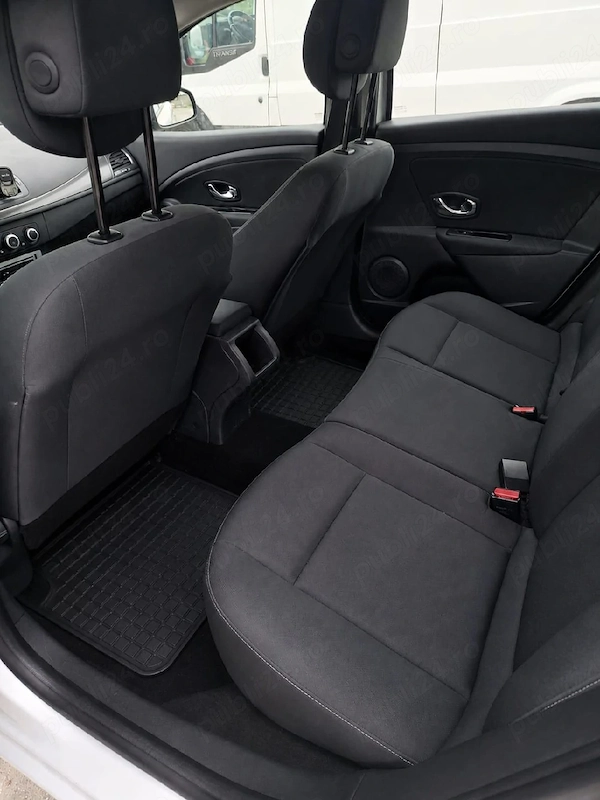 RENAULT Megane 2013 — imagine 4
