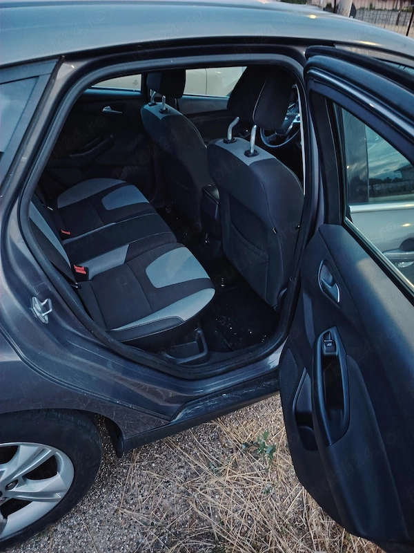 FORD Focus 2012 — imagine 7