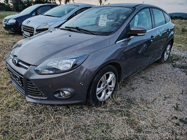FORD Focus 2012