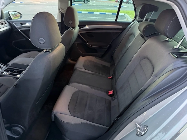 VOLKSWAGEN Golf 2020 — imagine 5