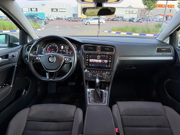 VOLKSWAGEN Golf 2020 — imagine 9