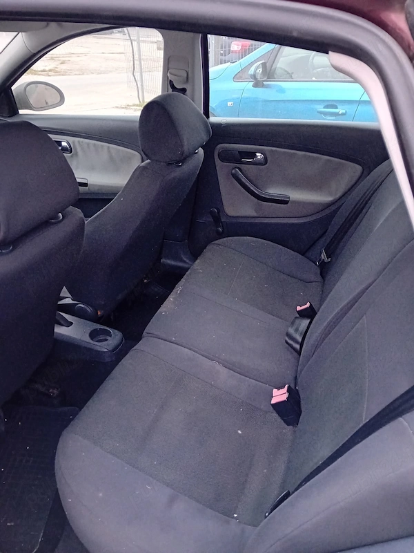 Vand autoturism SEAT CORDOBA