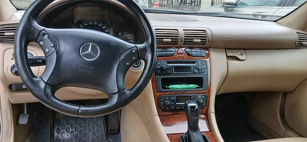 MERCEDES-BENZ C-Class 2003 — imagine 4