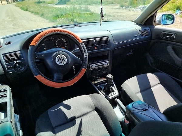 VOLKSWAGEN Golf 2002 — imagine 8