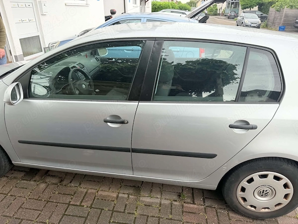 VOLKSWAGEN Golf 2005 — imagine 5