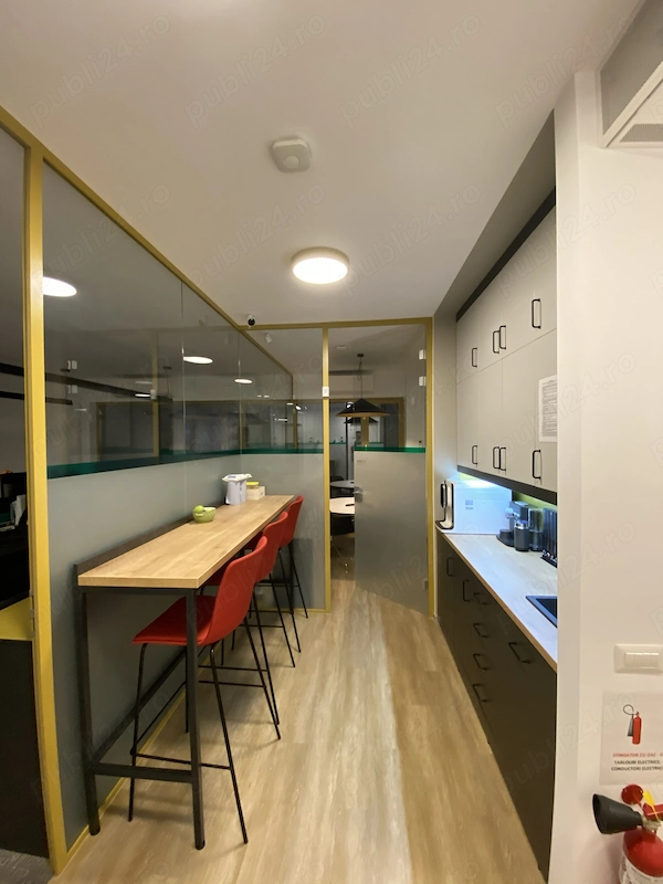 Apartament de vanzare, configurat pentru birouri sau locuire — fotografia 1