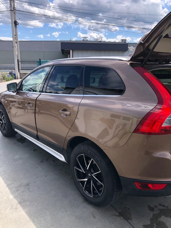 VOLVO XC60 2009 — imagine 4