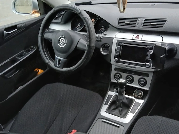 VOLKSWAGEN Passat 2010 — imagine 4
