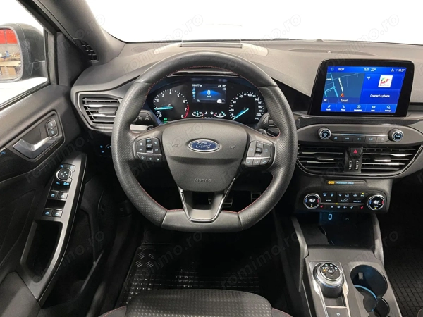FORD Focus 2022 — imagine 6